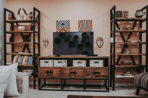 Kigali couple-family friendly home with city view